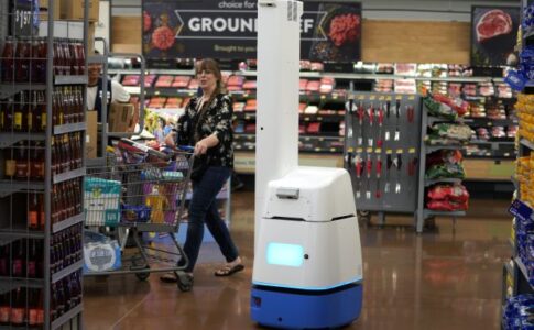 Walmart double le nombre de ses robots de magasin